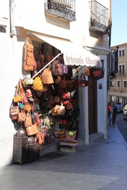 Pequeño comercio, precios del pequeño comercio, pequeños comercios y turismo