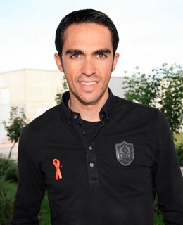 Alberto Contador colabora en el Día del Ictus.