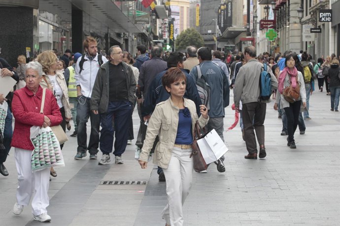 Xente, consumidores, compres