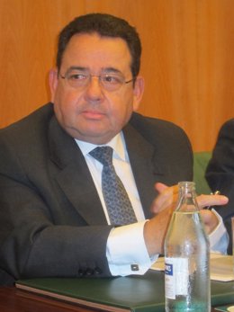 El Director General De Caja Rural Asturias, Fernando Martínez Rodríguez.