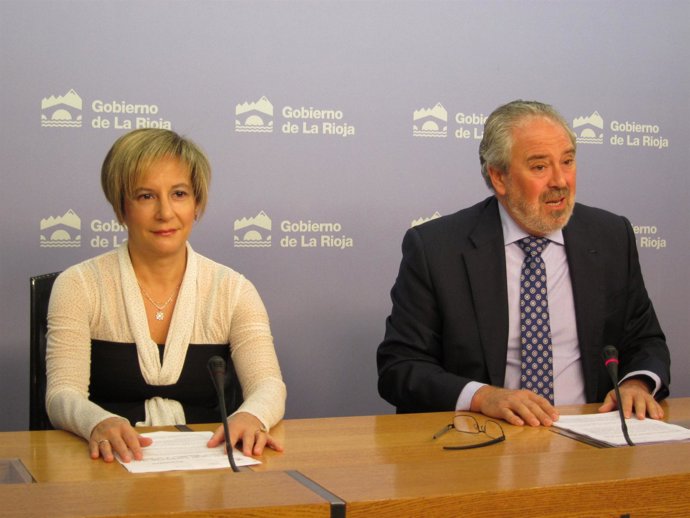 Nieto y Marí Luz de los Mártires en rueda de prensa