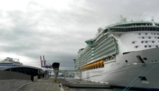 El buque 'Liberty of the Seas' en el puerto de Málaga
