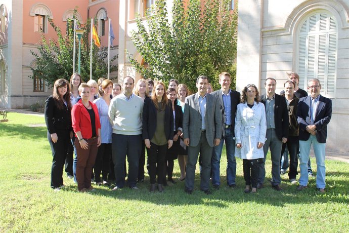 Company con estudiantes