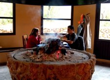 Cara rural con chimenea