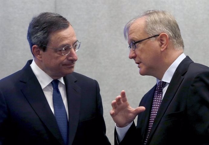 Draghi Y Rehn En La Reunión Del BCE De Barcelona