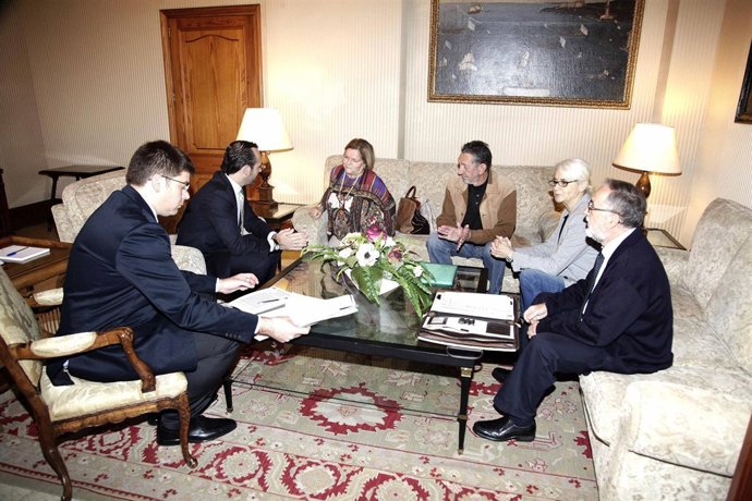 José Ramón Bauzá se reúne con los jubilados del Ib-Salut