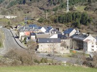 Turismo interior, 'vuelta al pueblo' y compartir coche y casa, opciones mayoritarias para el puente de Todos los Santos