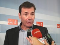 Tomás Gómez insiste en "cambios profundos" en el modelo ideológico del PSOE