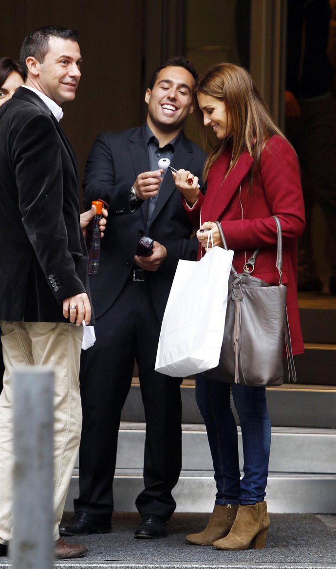 Paula Echevarría de compras