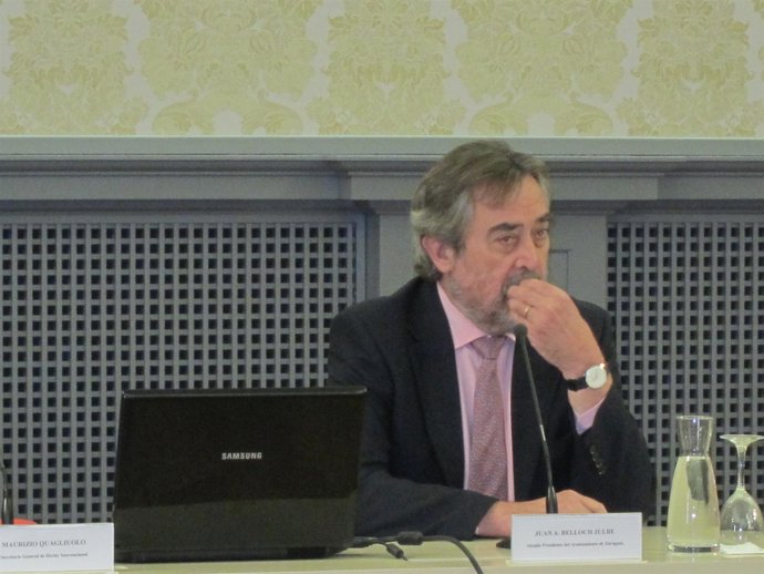 El alcalde de Zaragoza, Juan Alberto Belloch