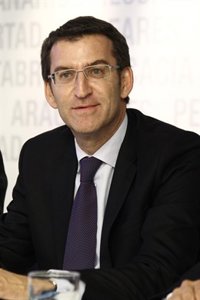 Feijóo cree que un país con el 25% de paro "tiene una profunda crisis económica"