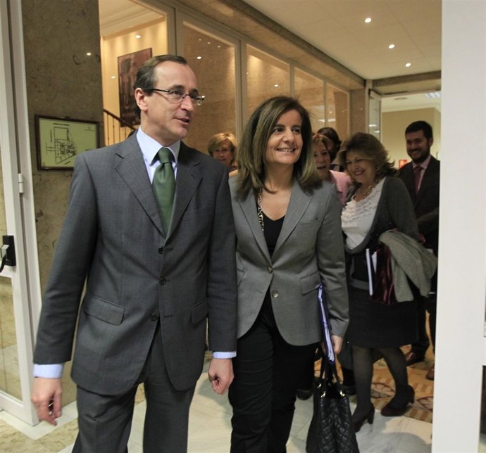 Alfonso Alonso, Con Fátima Báñez