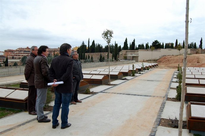 Visita al cementerio municipal de Soria