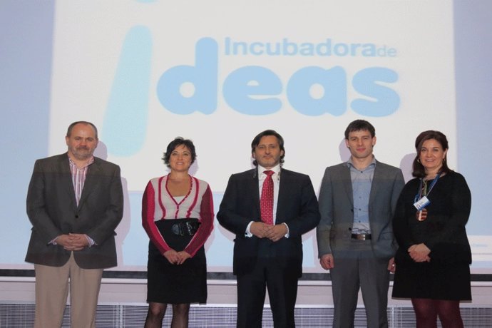 Participantes en la incubadora de ideas