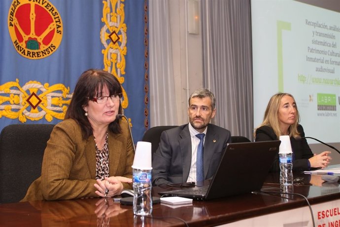 María Pía Timón (i), Alfonso Carlosena y Susana Irigaray
