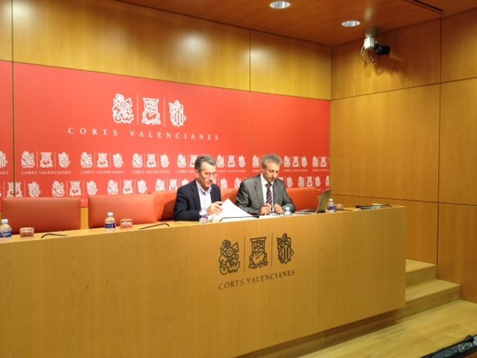 Antonio Torres Y Francisco Toledo (PSPV) En Las Corts Valencianes