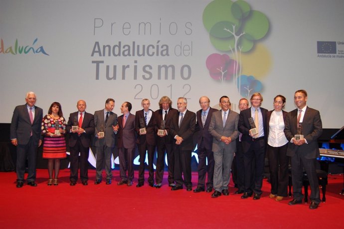 Griñán entrega los Premio Andalucía de Turismo