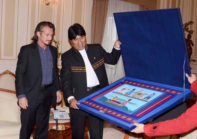 El actor estadounidense Sean Penn y el presidente boliviano, Evo Morales. 