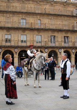 'El Mariquelo' Montado A Caballo En La Plaza Mayor De Salamanca