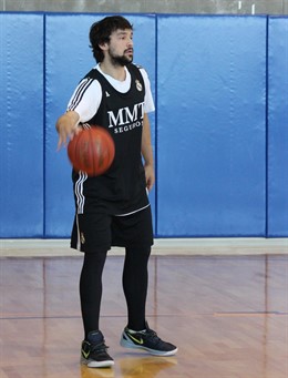Sergio LLul entrenamiento Real Madrid 