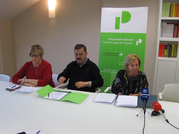 Dolores San Martín, Francisco García Alonso Y María Antonia Fernández Felgueroso