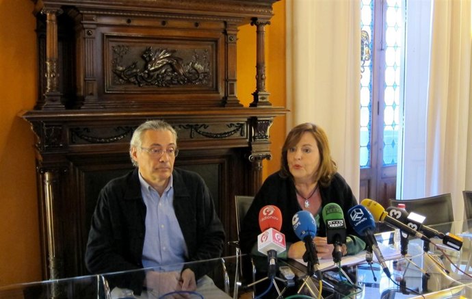 Vicente Payá (FARVAL) Y Teresa Guardioal (MICOF)