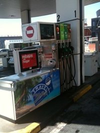 Economía.- (Ampl.) La demanda de gasolina y gasóleo se desploma un 13% en septiembre por la subida del IVA