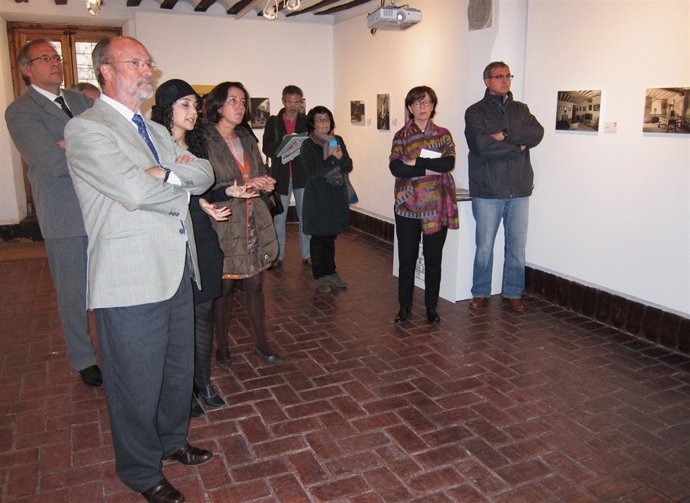 Inauguración de la exposición de Ruth Matilda Anderson en la Casa Cervantes