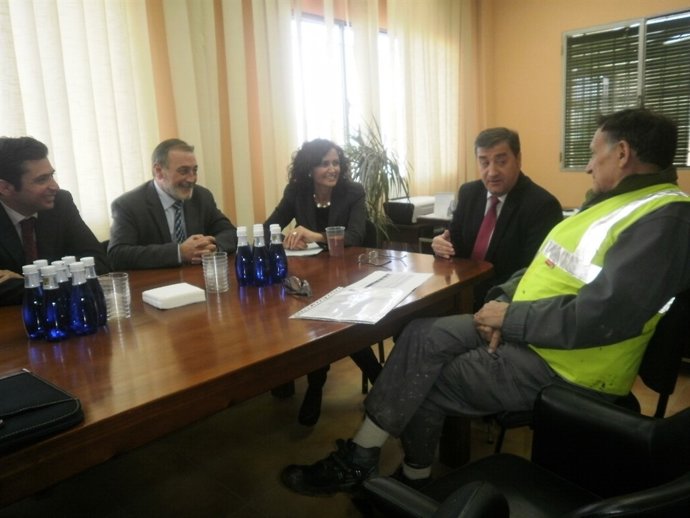 Visita de la Junta a la empresa Fertisac