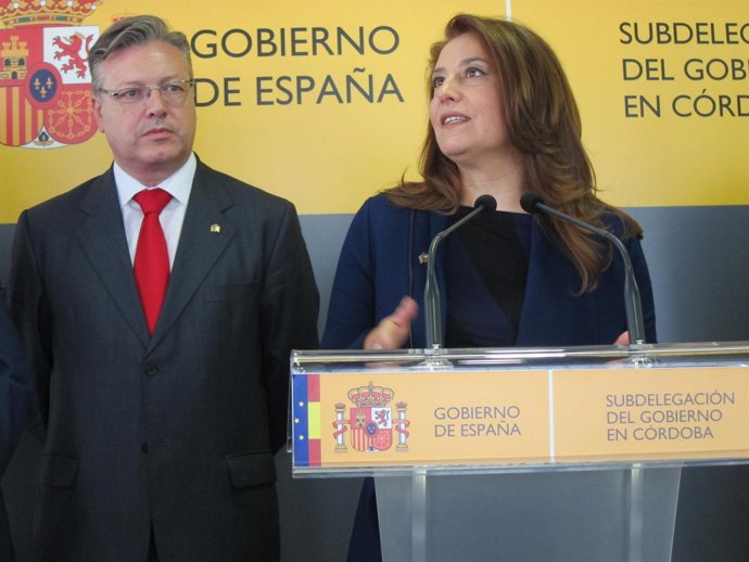 Crespo junto al subdelegado de Córdoba
