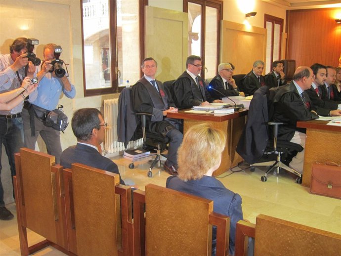 Nadal Y Munar En Su Primer Juicio