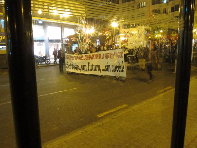 Manifestación De CGT Contra Los Recortes