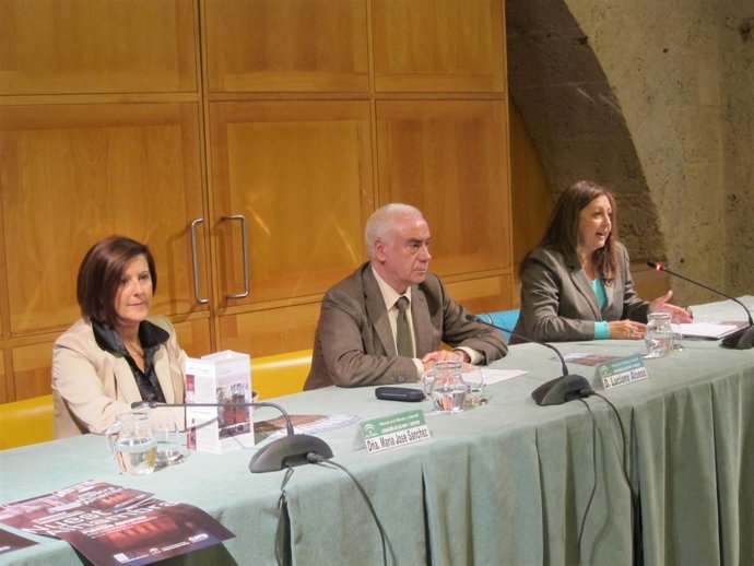 María José Sánchez, Luciano Alonso y María del Mar Villafranca