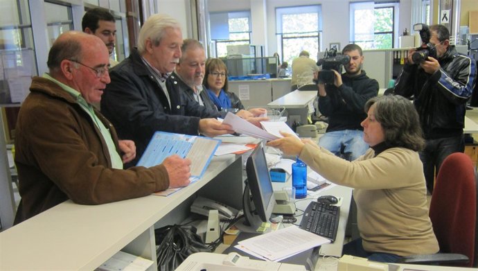 Por la izquierda, Suárez, Braga y Pino presentan la convocatoria.