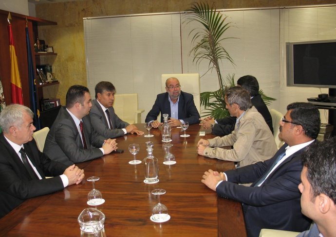 Reunión entre la Junta y delegación de Turquía