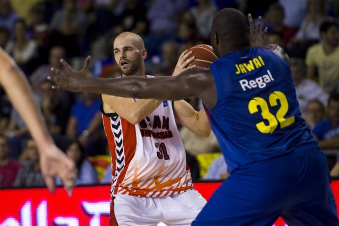 Nathan jawai fc barcelona regal andrés miso ucam murcia cb