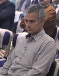 Fútbol.- Mourinho: "Si el Real Madrid dependiera de alguien estaría mal porque el club está por encima de todos" 