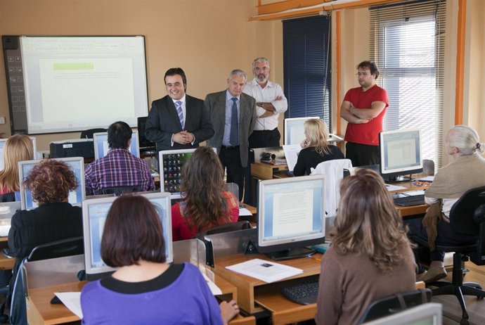 Formación de jóvenes en Camargo 