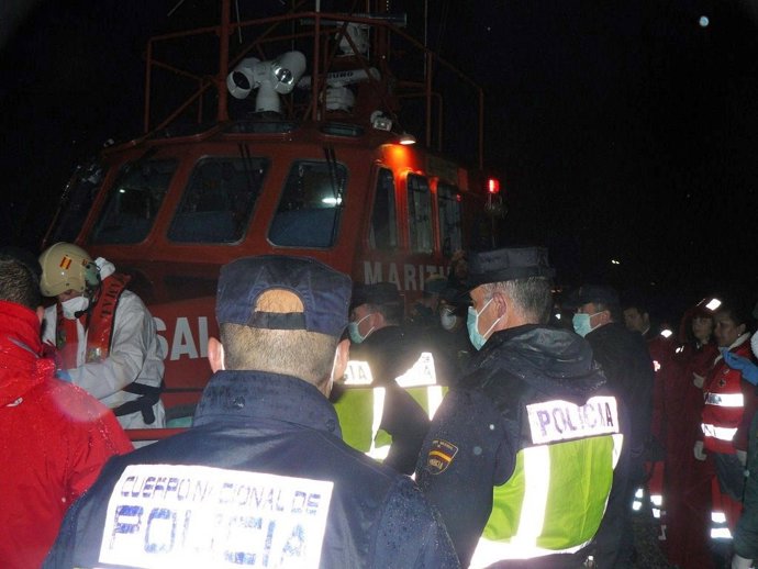 Detienen a 35 personas por tráfico de personas 