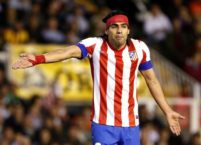 Falcao en la derrota del Atlético de Madrid en Mestalla