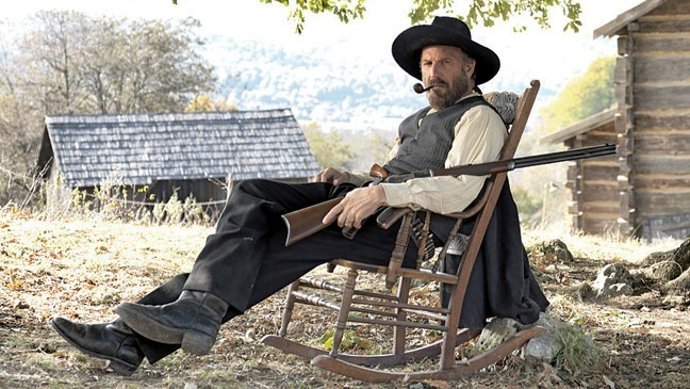 Kevin Costner en Hatfields & McCoys