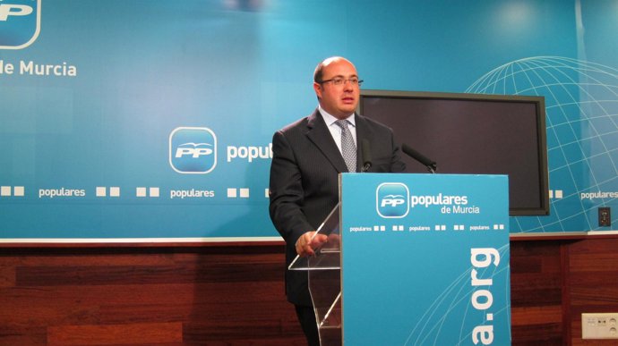 Pedro Antonio Sánchez en rueda de prensa