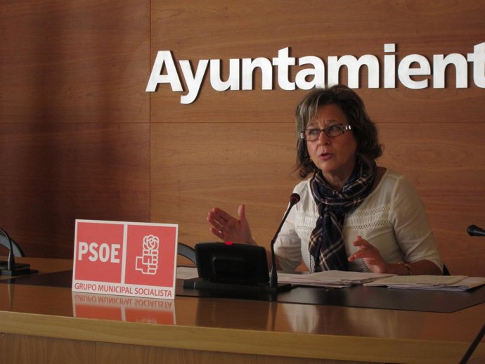 Concha Arribas, en la rueda de prensa