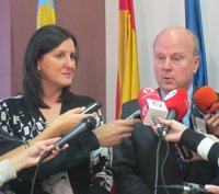 Català destaca "desde la prudencia" la "tendencia positiva" en los datos de desempleo