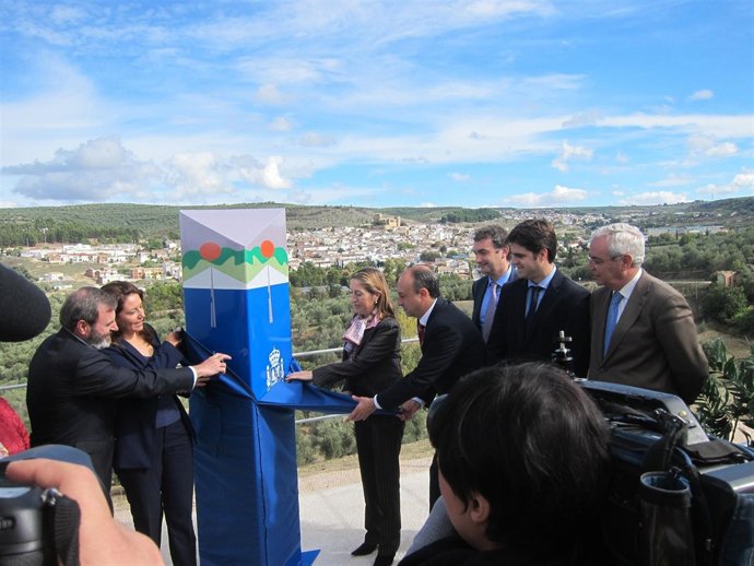 Pastor junto a la delegada del Gobierno en Andalucía y el subdelegado en Jaén