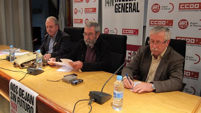 Toxo y Méndez junto a Antonio Jiménez 