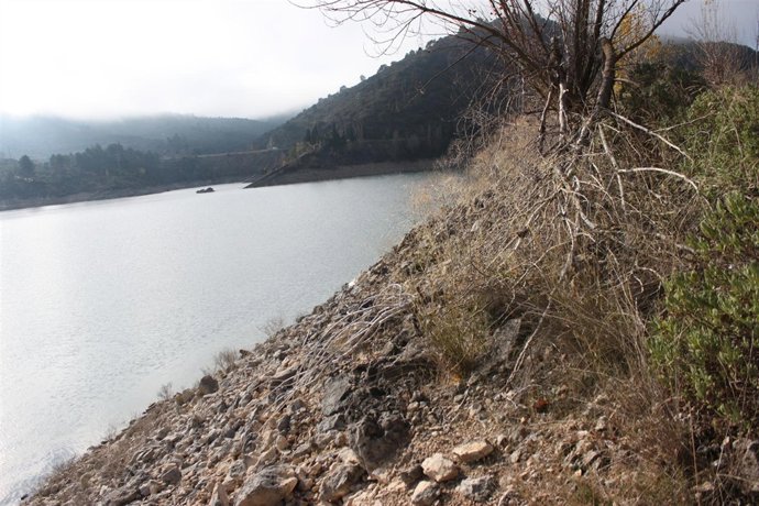 ENTREPEÑAS Y BUENDIA