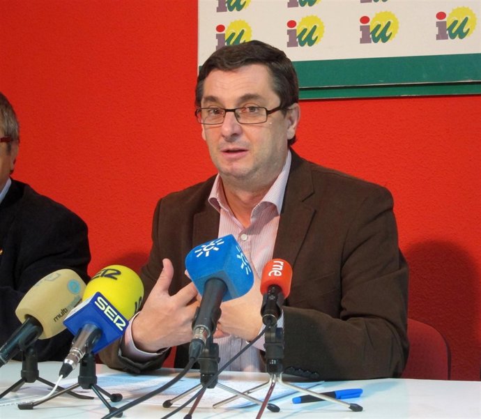 El portavoz de la Izquierda Plural en el Congreso, José Luis Centella.