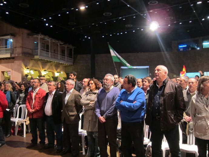 Asamblea por la huelga general del 14N con la presencia de Toxo y Méndez