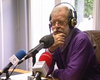 Ibarra dice que el "objetivo" de la crisis es mostrar que "el sistema no puede permitir" servicios públicos gratuitos